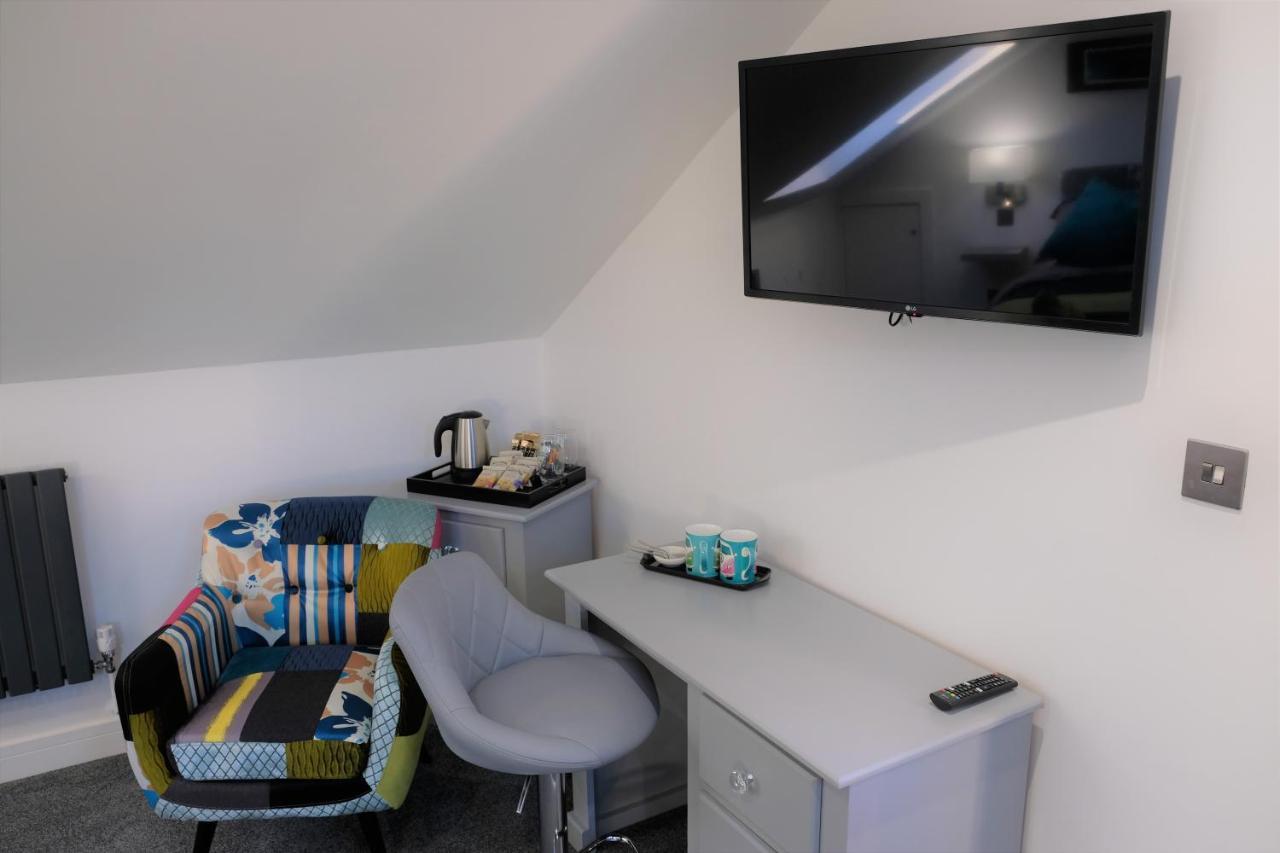 Rosemary House Brs Airport Accommodation Winford Buitenkant foto