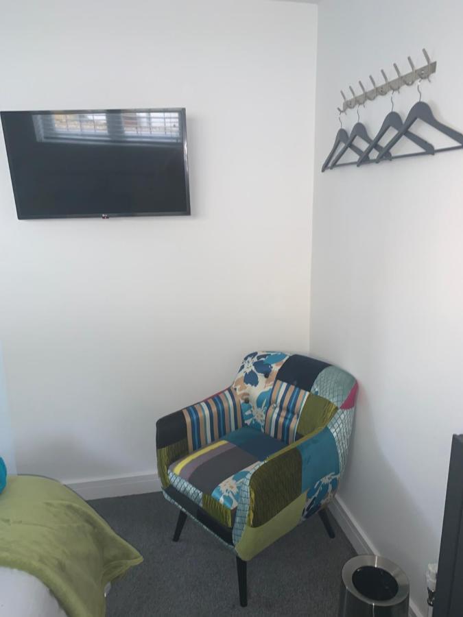 Rosemary House Brs Airport Accommodation Winford Buitenkant foto