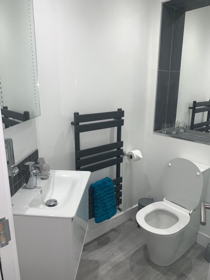 Rosemary House Brs Airport Accommodation Winford Buitenkant foto